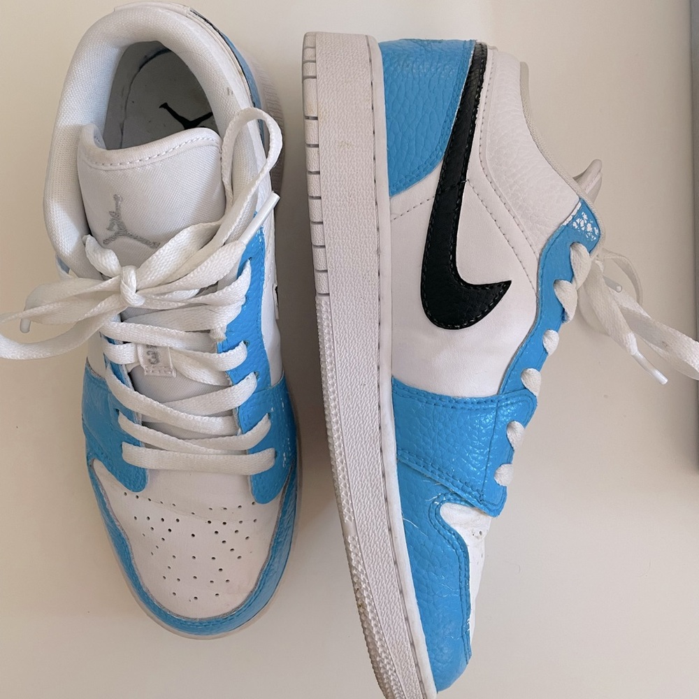 Women’s Custom Air Jordan’s Size 6.5 Blue,Black,White